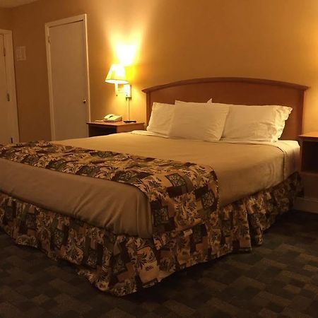 Howard Johnson Florence/ Cincinnati Area Zewnętrze zdjęcie